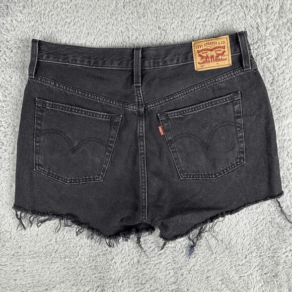 Levi's Womens 501 Grunge Shorts W32 Black Fringe Raw Hem Button Fly Distressed - Picture 9 of 13